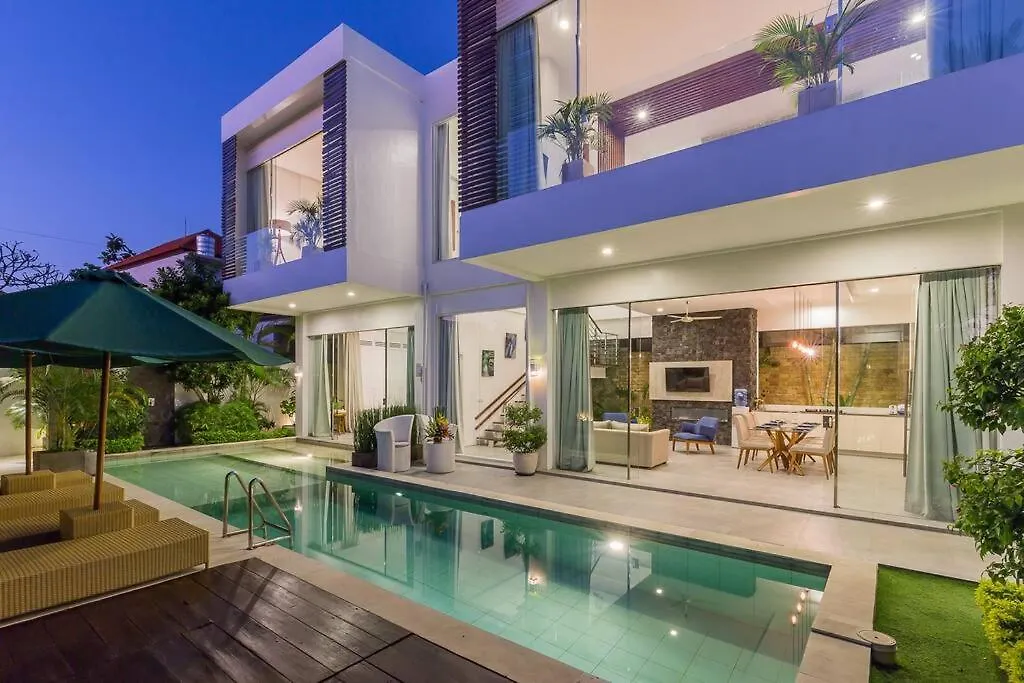 Villa Serenity: Modern Design Luxury 12M Pool And Bbq Seminyak