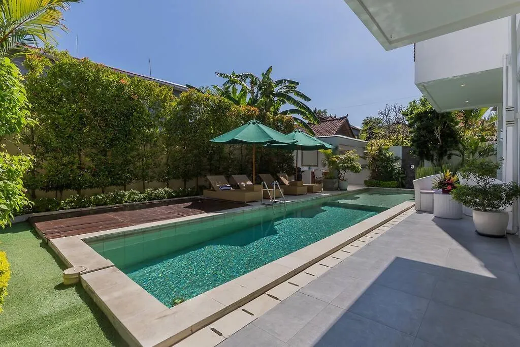 Villa Serenity: Modern Design Luxury 12M Pool And Bbq Seminyak