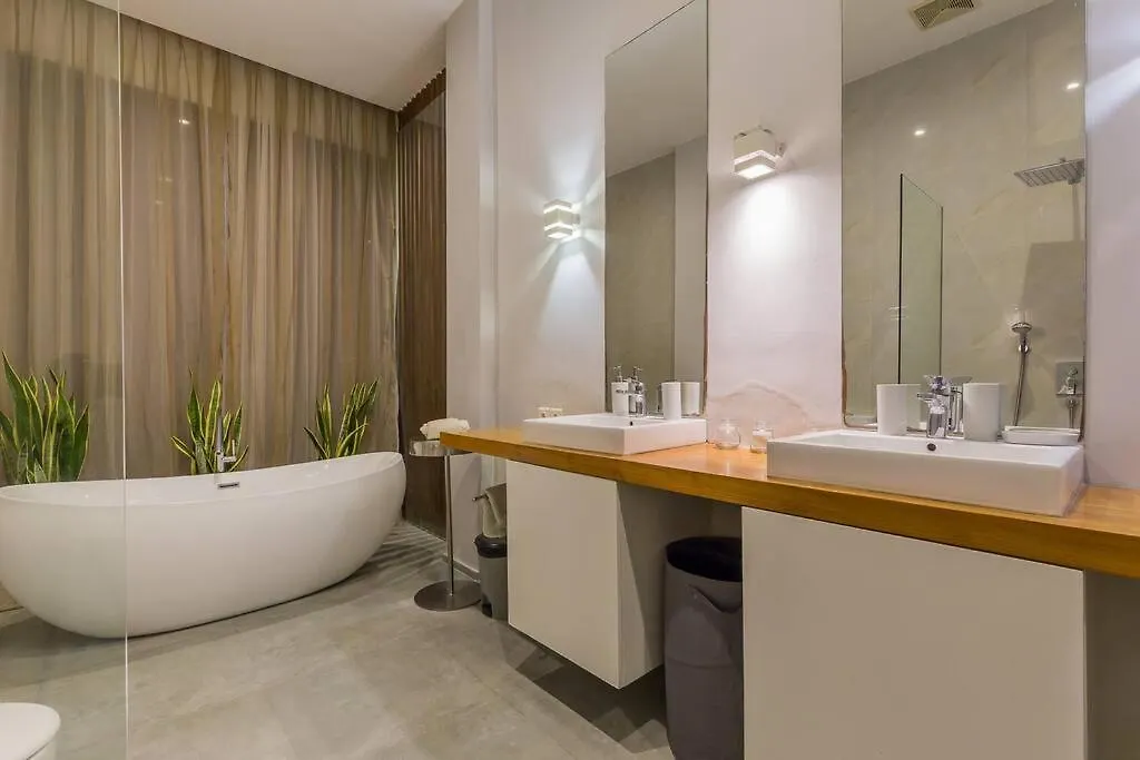 Villa Serenity: Modern Design Luxury 12M Pool And Bbq Seminyak