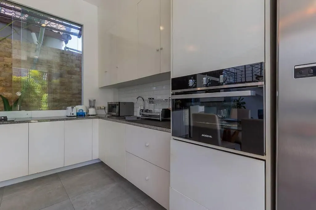 Villa Serenity: Modern Design Luxury 12M Pool And Bbq Seminyak